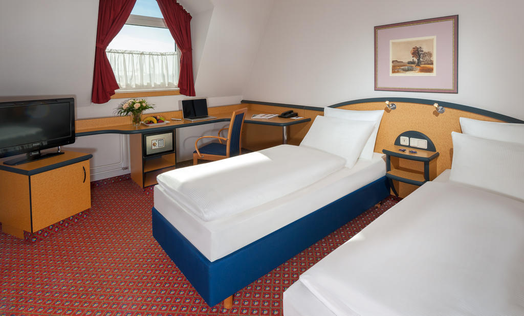 Dorint Airport-Hotel Berlin-Tegel Δωμάτιο φωτογραφία