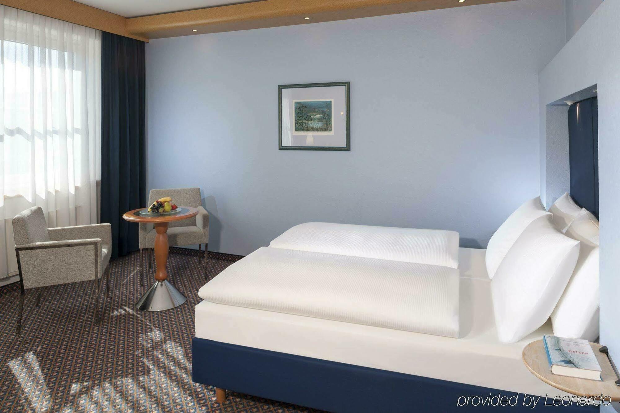 Dorint Airport-Hotel Berlin-Tegel Εξωτερικό φωτογραφία